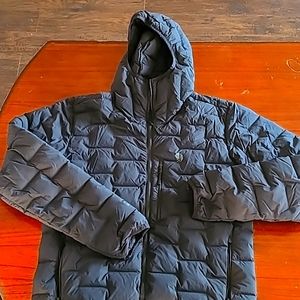 Mountain Hardwear Puffy Jacket with Hood